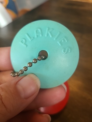 11 Vintage Plastic/Celluloid Baby Rattle Plakies Colorful Discs On Chain Toy - Picture 3 of 4