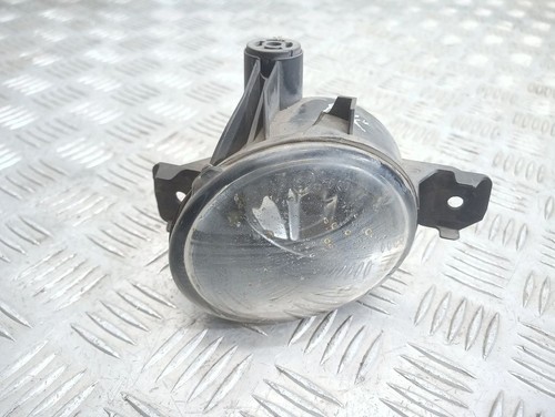 BMW 1 E81 E87 2006 Vorne links Nebelscheinwerfer vorne 7837501 UST92690