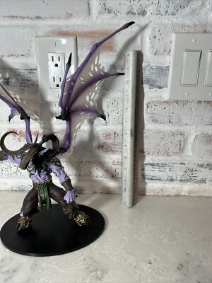 World of Warcraft: Illidan Stormrage Deluxe Collector Figure | eBay