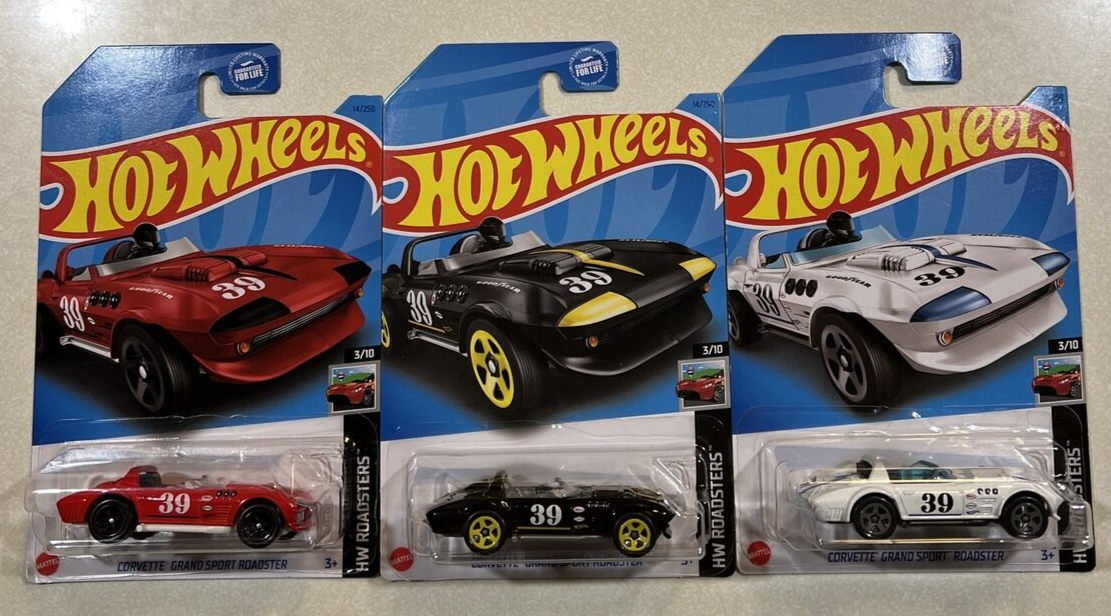 NEW 2023 HOT WHEELS CORVETTE GRAND SPORT ROADSTER RED, WHITE
