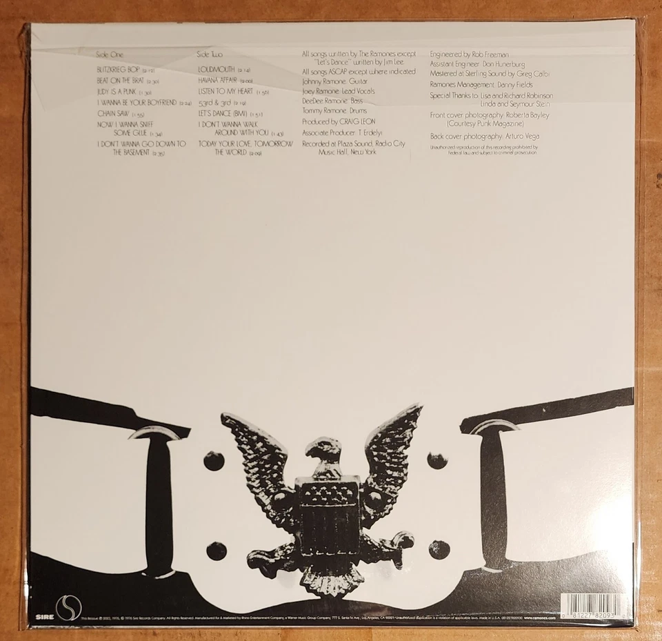 Ramones - Self-titled (S/T) - New 1 LP Limited Edition Red Vinyl w/7” Single - Image 2 of 3