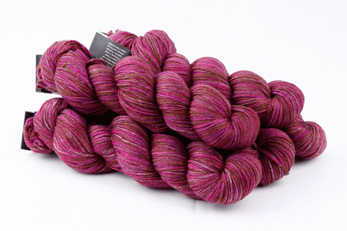 1 skein 100g 220 yards DK light worsted weight 100% superwash merino wool knit - Picture 8 of 45