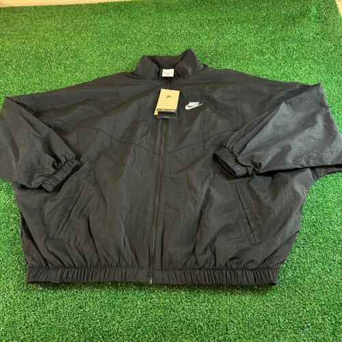 Nike Essential Windrunner Jacket Full Zip Black Oversized Fit Womens Medium NWT