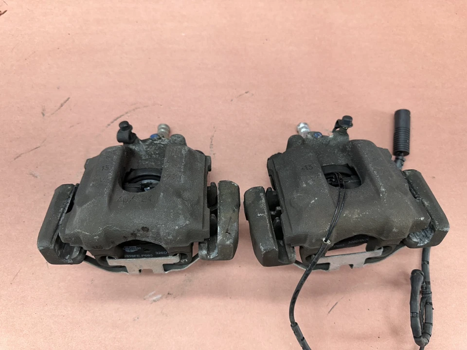 Pinza de freno trasera BMW E38 740IL 740I 750IL con par de portadores OEM 133K millas Foto 4 de 4