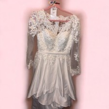 Brand new Wedding Dress size 8 with Tags