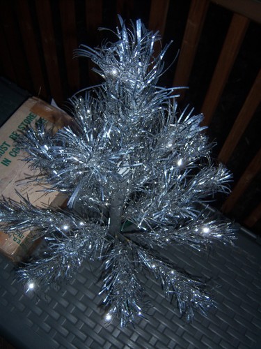 VTG COLLECTOR VTG 2 FT RETRO CONSOLIDATED NOVELTY SILVER ALUMINUM XMAS TREE #246 - Picture 11 of 12