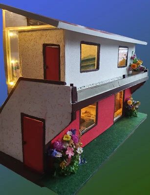 Vintage Puppenhaus, 60er, Unikat Eigenbau frisch renoviert, liebevoll ausgestat - Bild 1 von 4