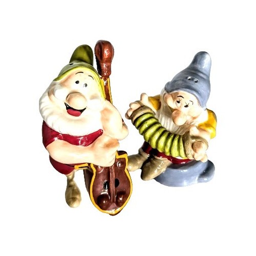 Snow White & The Seven Dwarfs Doc & Bashful Salt & Pepper Shakers 4.5" - Picture 3 of 8