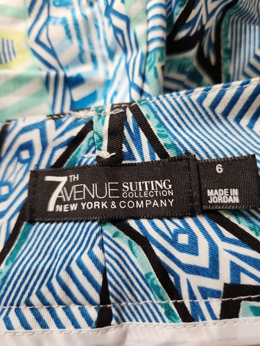 EUC 7th Avenue Suiting Collection Womens Blue Geometric Chino Shorts Size 6 - Picture 3 of 3