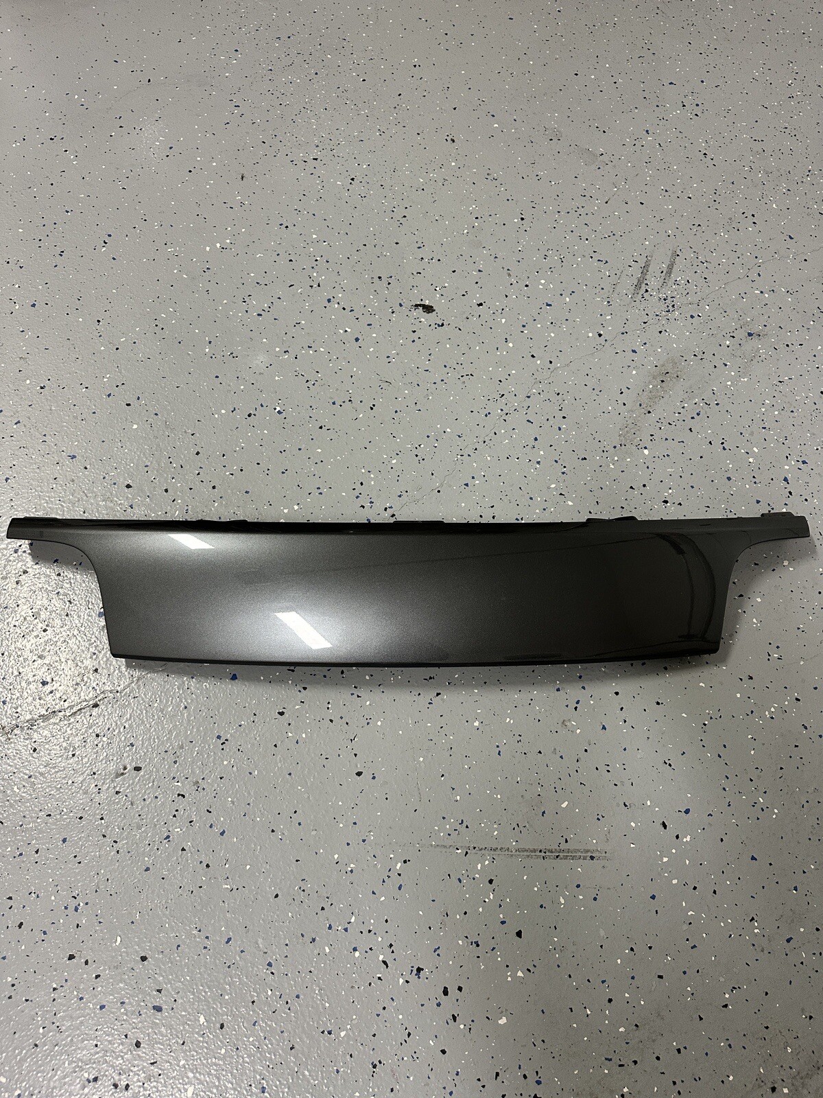 2010-2015 AUDI R8 REAR UPPER COVER OEM USED *DC488