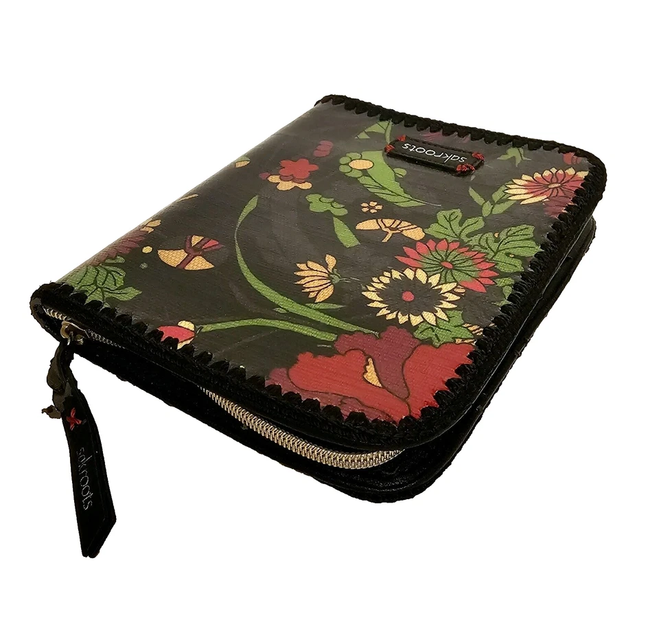 Sakroots Case iPad Kindle Tablet E book Reader Sleeve Zips Padded Black Floral - Image 3 of 4