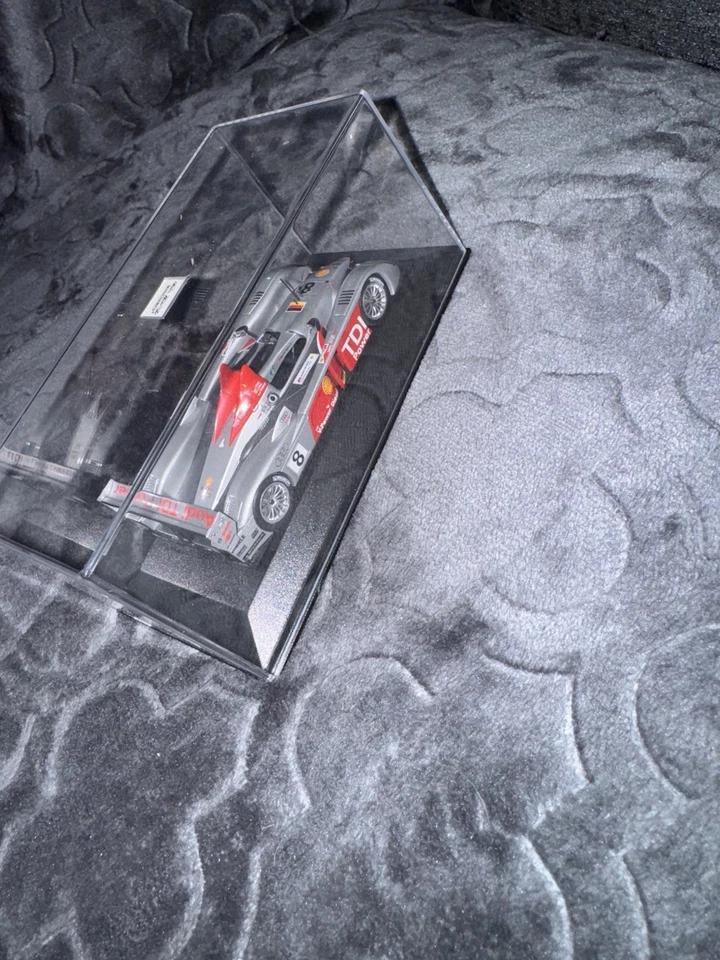 Minichamps Audi R10 TDI 1/43 24h Le Mans 2006 победитель • #8 - Изображение 4 из 4