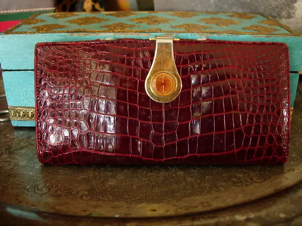 RARE Vintage GUCCI Crocodile Alligator Long Wallet Checkbook Cover
