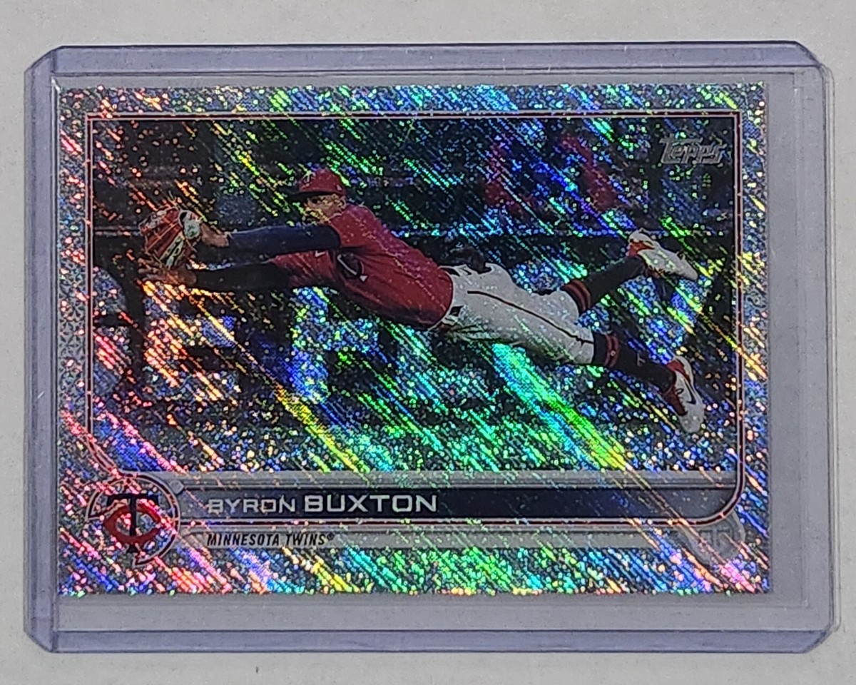 2022 Topps Series 2 BYRON BUXTON Silver Sparkle Foilboard Card