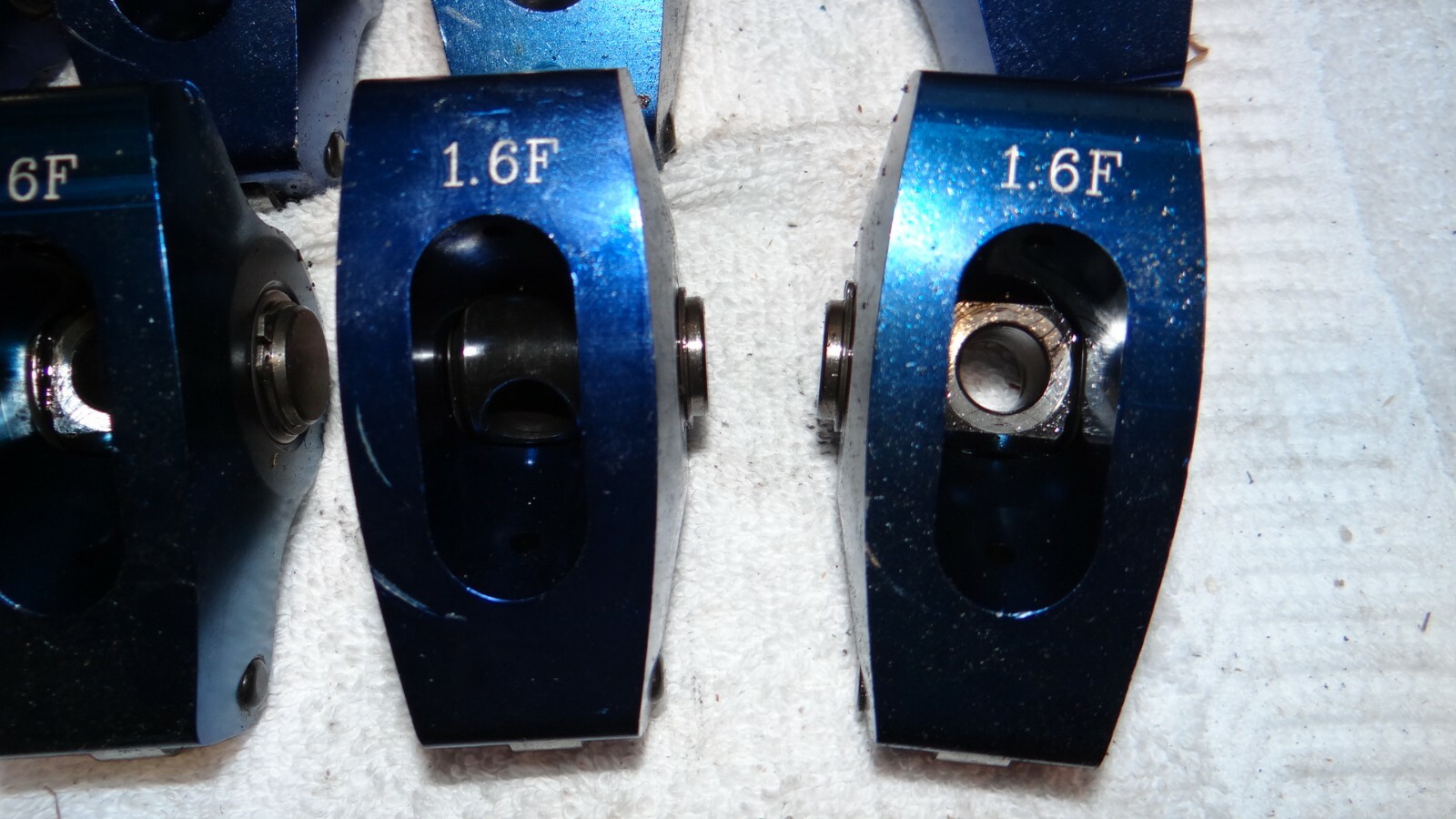 SB FORD 289 302 351 1.6 RATIO 3/8 STUD ROLLER ROCKERS AND LOCKS eBay