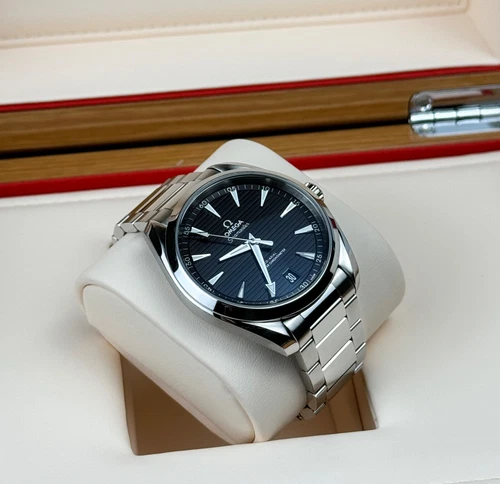 OMEGA Seamaster Aqua Terra 150M - 220.10.41.21.01.001 - Full Set