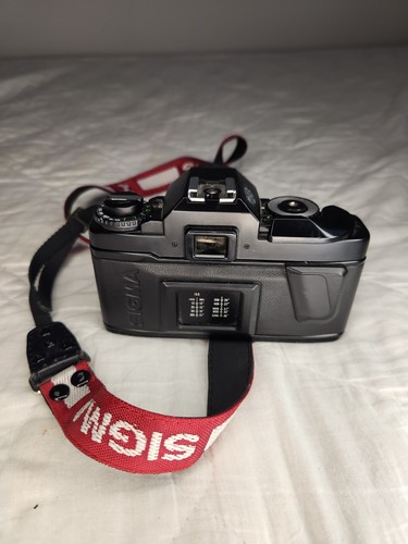 Sigma SA-1 35-70mm f/2.8-4 SLR Camera Vivitar 70-210mm Lens, Case, Strap Tested - Picture 7 of 13