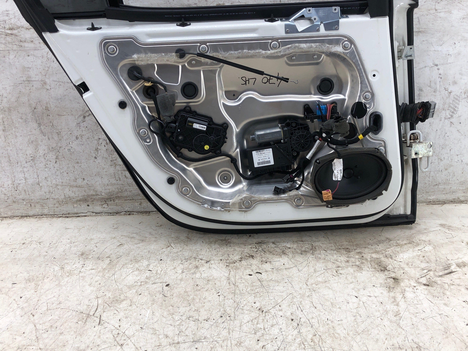 2006-2012 BENTLEY CONTINENTAL OEM LEFT REAR DOOR SHELL *NOTE*