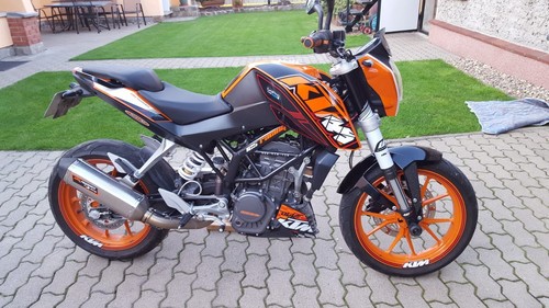 Motorrad Marke KTM Duke 125ccm, fahrtauglich Mit Tüv Bis 3/2026 VB - Bild 6 von 10