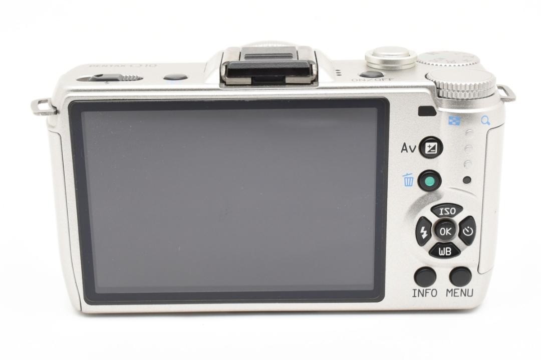 PENTAX Q10 Digital Camera 5-15mm Lens Kit 3839 Shots