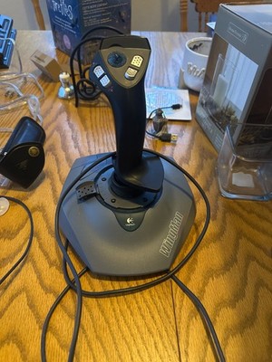 Logitech WingMan Extreme Digital 3D J-ZA10 Joystick Controller w/ USB Adapter