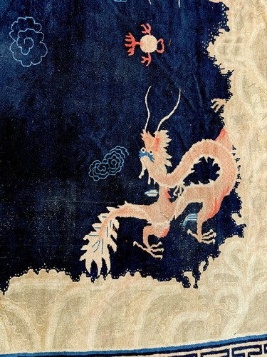 Alfombra china de Pekín dragón tamaño palacio siglo XIX patrimonio del actor James Couburn - Imagen 15 de 17