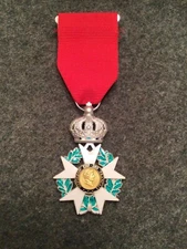 LEGION OF HONOR  MEDAL - FRANCE 1st EMPIRE - KNIGHT - IN SILVER W/ CROWN REPLICA