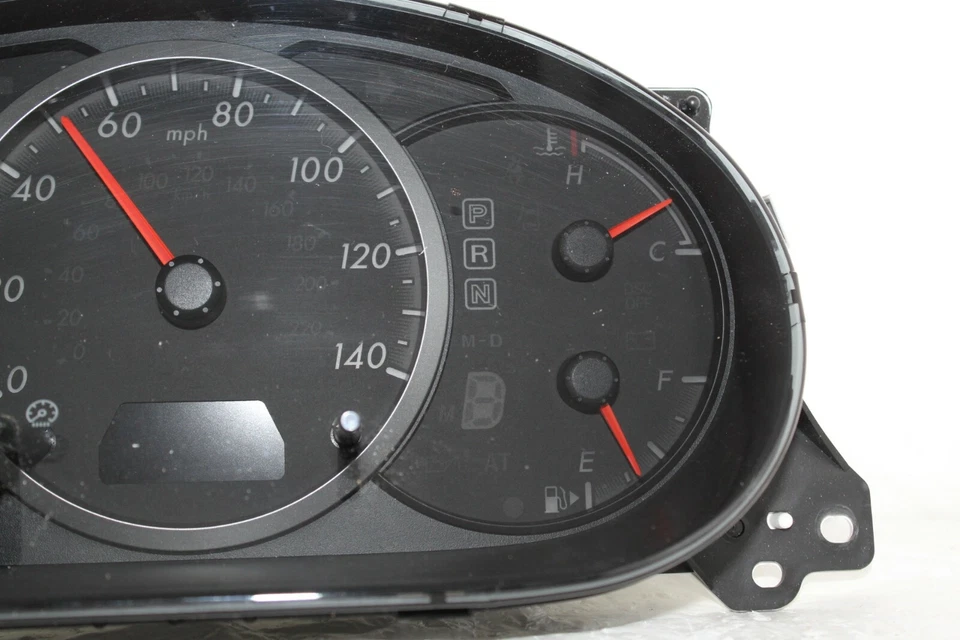 Cuadro de instrumentos velocímetro indicadores del panel de instrumentos Mazda 5 2010 32.692 millas Foto 3 de 4