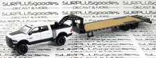 Greenlight 1:64 LIFTED White 2017 DODGE RAM 2500 POWER WAGON w/Gooseneck Trailer