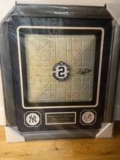 Derek Jeter final season autograph Steiner Authentic base Captain Yankees