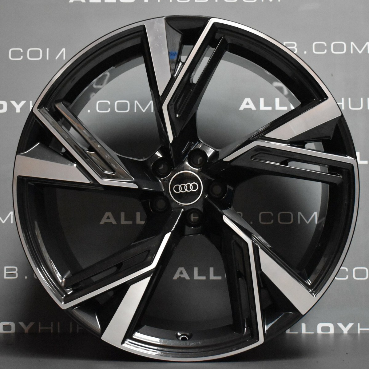 GENUINE AUDI RS6 4K 5 V-SPOKE 22
