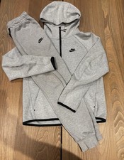 Grey Nike Tech Fleece Size Small Men’s