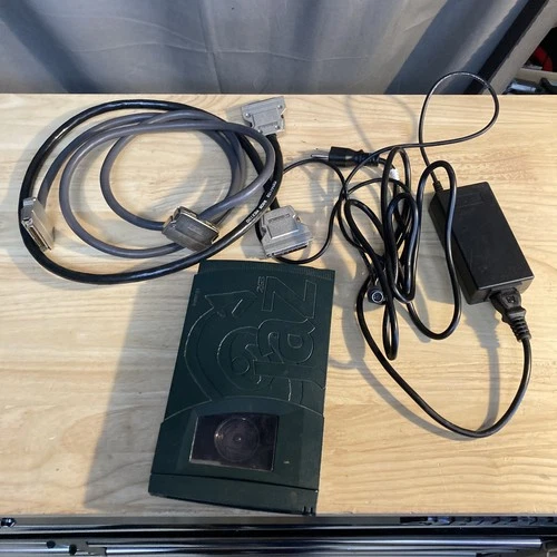 Iomega Jaz portable ultra SCSI drive V2000S with Power Adapter and Cable