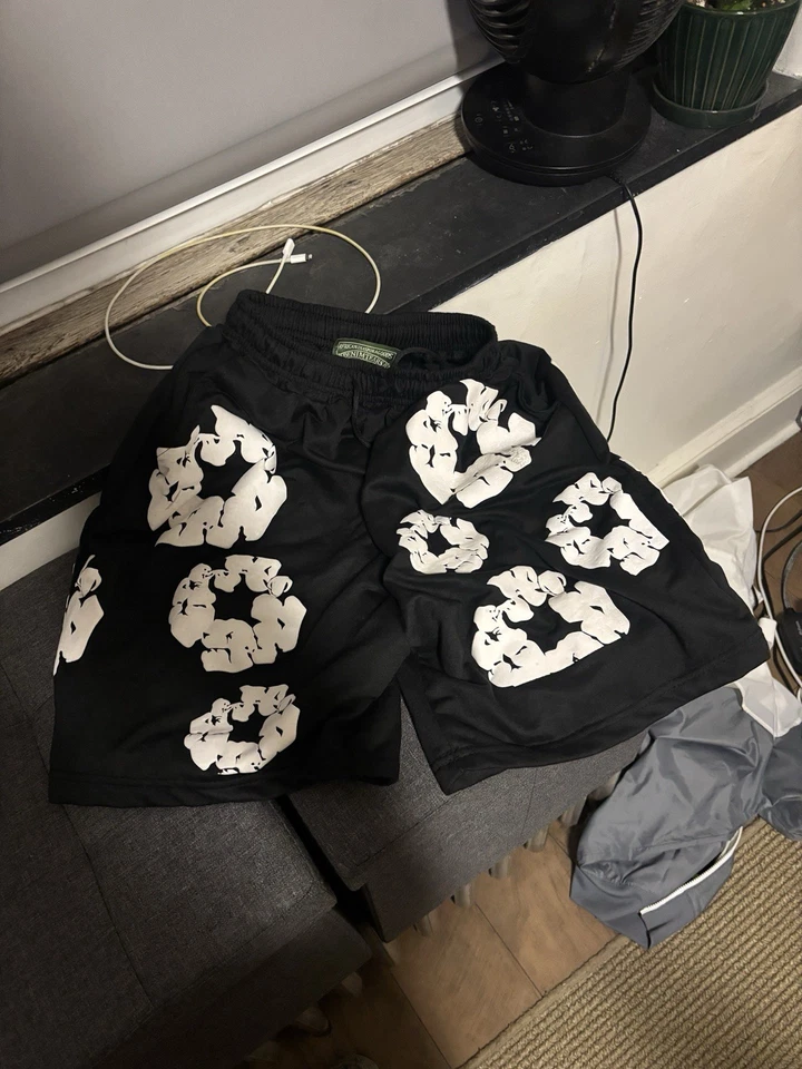 Shorts jeans Tears The Cotton Wreath preto (100% autêntico) tamanho médio - Imagem 3 de 3