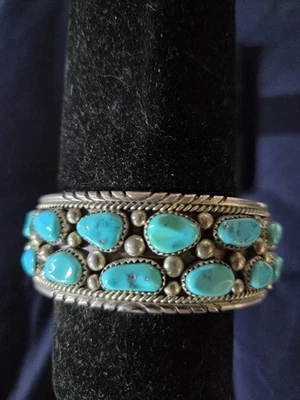 Beautiful Authentic Tourquise Navago & Solid Sterling Silver Cuff - Image 1 of 4