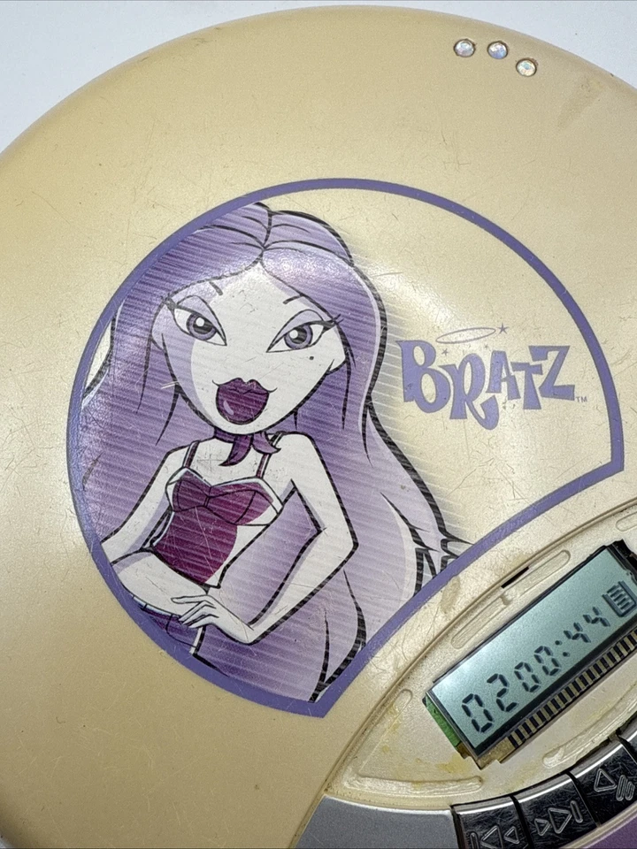 Reproductor de CD personal de disco compacto Bratz 2005 vintage MGA “LEER DESCRIPCIÓN” Foto 2 de 4