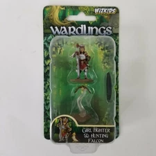 Girl Fighter Hunting Falcon Wizkids Wardlings Miniatures WZK73315 Prepainted