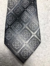 VAN HEUSEN MENS TIE WHITE GRAY BLACK 3.25 X 59 NWT