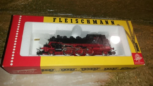 1/87 Fleischmann BR64 389-0, 4064 German Steam Locomotive- HO Scale