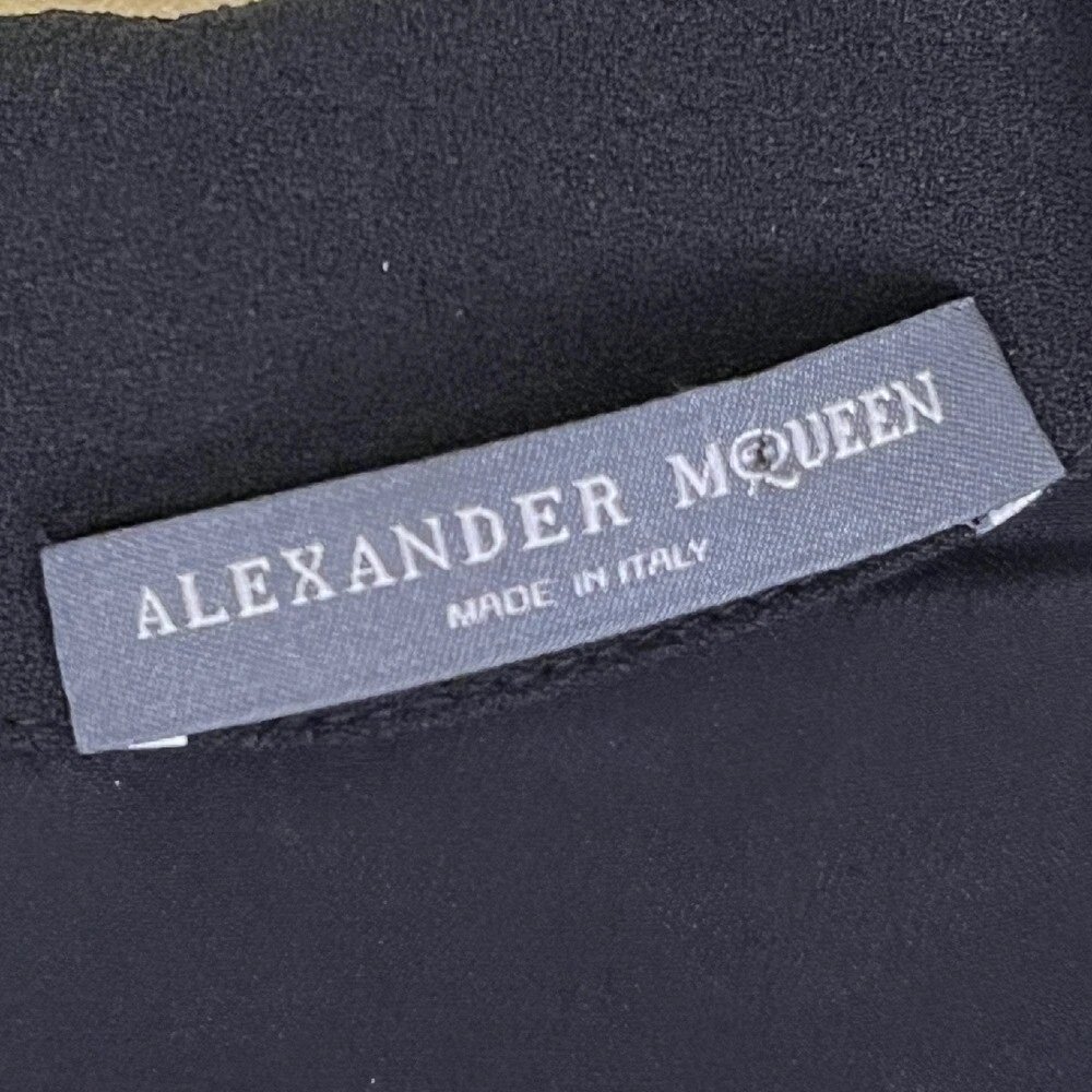 Abito ALEXANDER MCQUEEN con spalle ritagliate taglia 44 (US 10) nero scollo a V