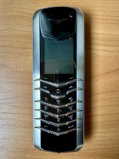 Vertu Signature M telefono cellulare di lusso nero made in UK