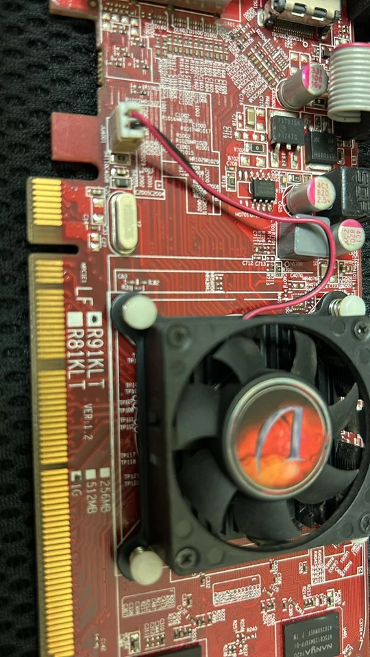 VisionTek 6450 PCIE 1 GB VDH PN: 64501GPC Video Card - Image 2 of 4