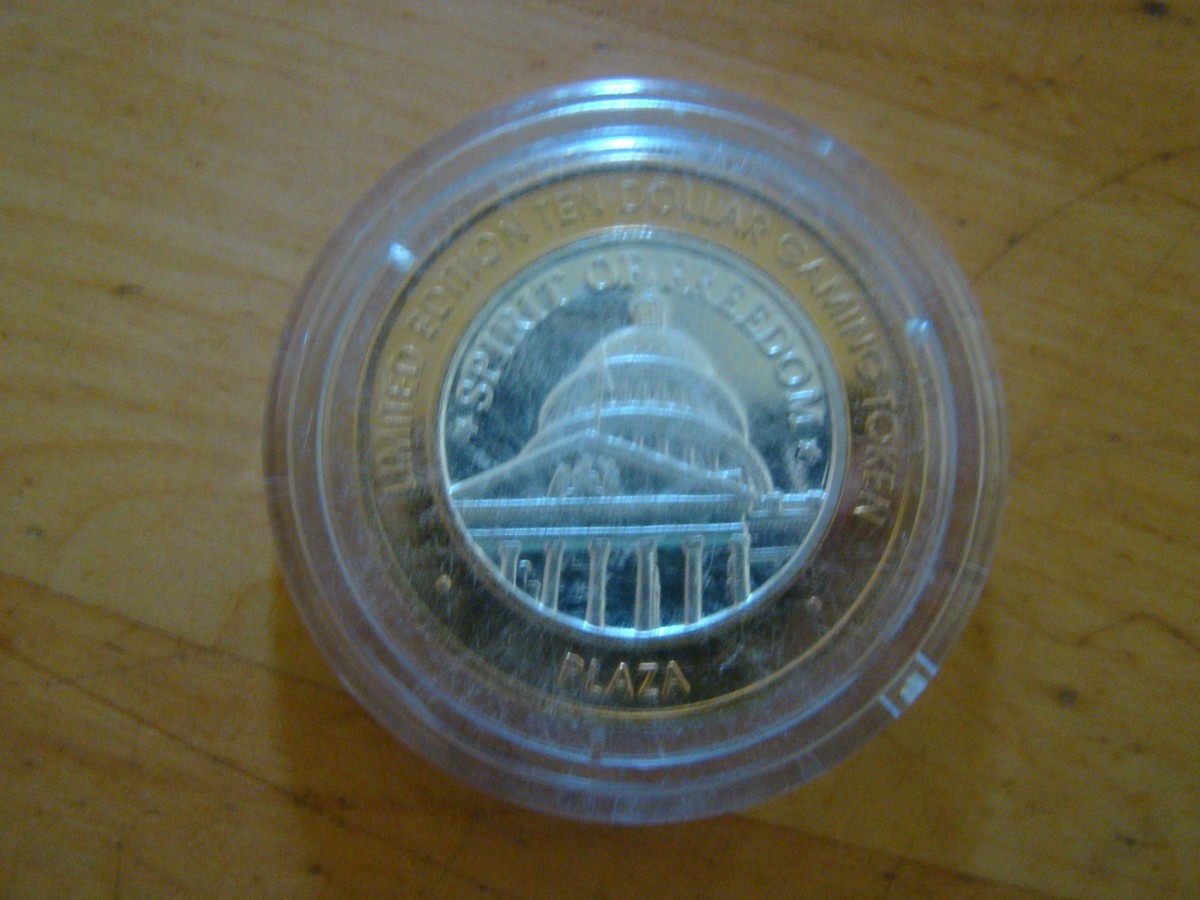 新品未開封 レアデック USPC Panama Casino 2002 Plaza Hotel/ Casino $10 .999 Silver Casino Token #267