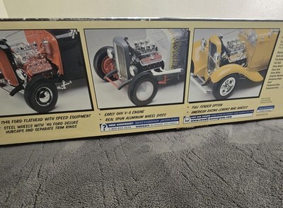 Vintage Revell Big Deuce '32 Ford Highboy Hot Rod 1:8 3'n1 Model