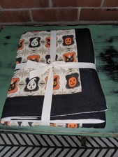 Johanna Parker Primitive Halloween 60x84 Tabl...