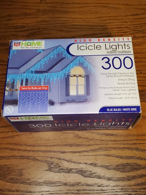 300 High Density Blue Icicle Lights New In Box White Wire Plug In,In Or Outdoor