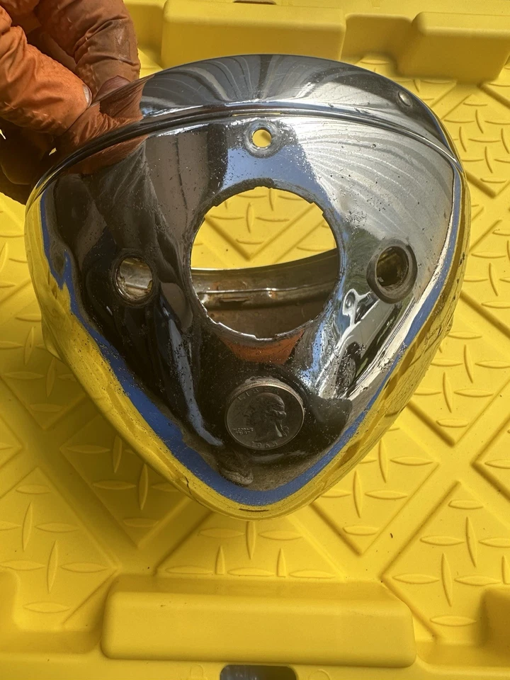 Cubo de faros Triumph T12OR 650 1969 Lucas S700P T120 R Bonneville Foto 3 de 4