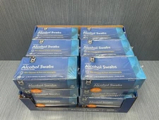 Lot of 9600 x Sterile 70% Isopropyl Alcohol Swabs 1.3" x 1.3" (24 boxes of 400)