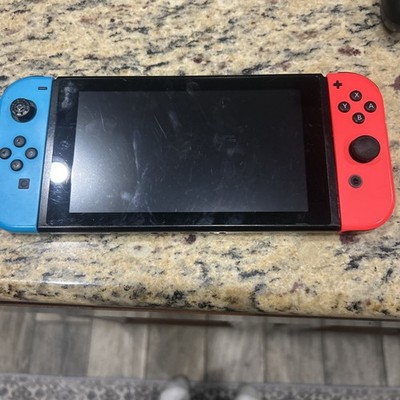 NINTENDO SWITCH HANDHELD - HAC-001 FOR PARTS OR REPAIR (READ DESCRIPTION)