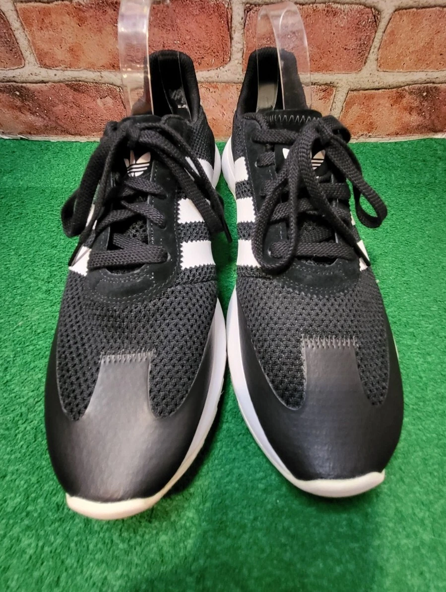 Flashrunner shoes hotsell adidas